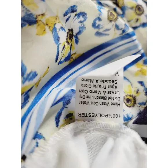 EUC AKIRA Floral Cropped Wrap Bell Sleeve Top - Small - Picture 13 of 13